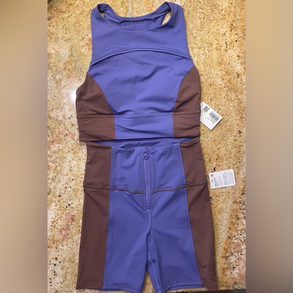 NWT Lululemon Set- Lululemon Hike to Swim Bra and Hike to Swim Shorts Size 4 - Picture 3 of 4